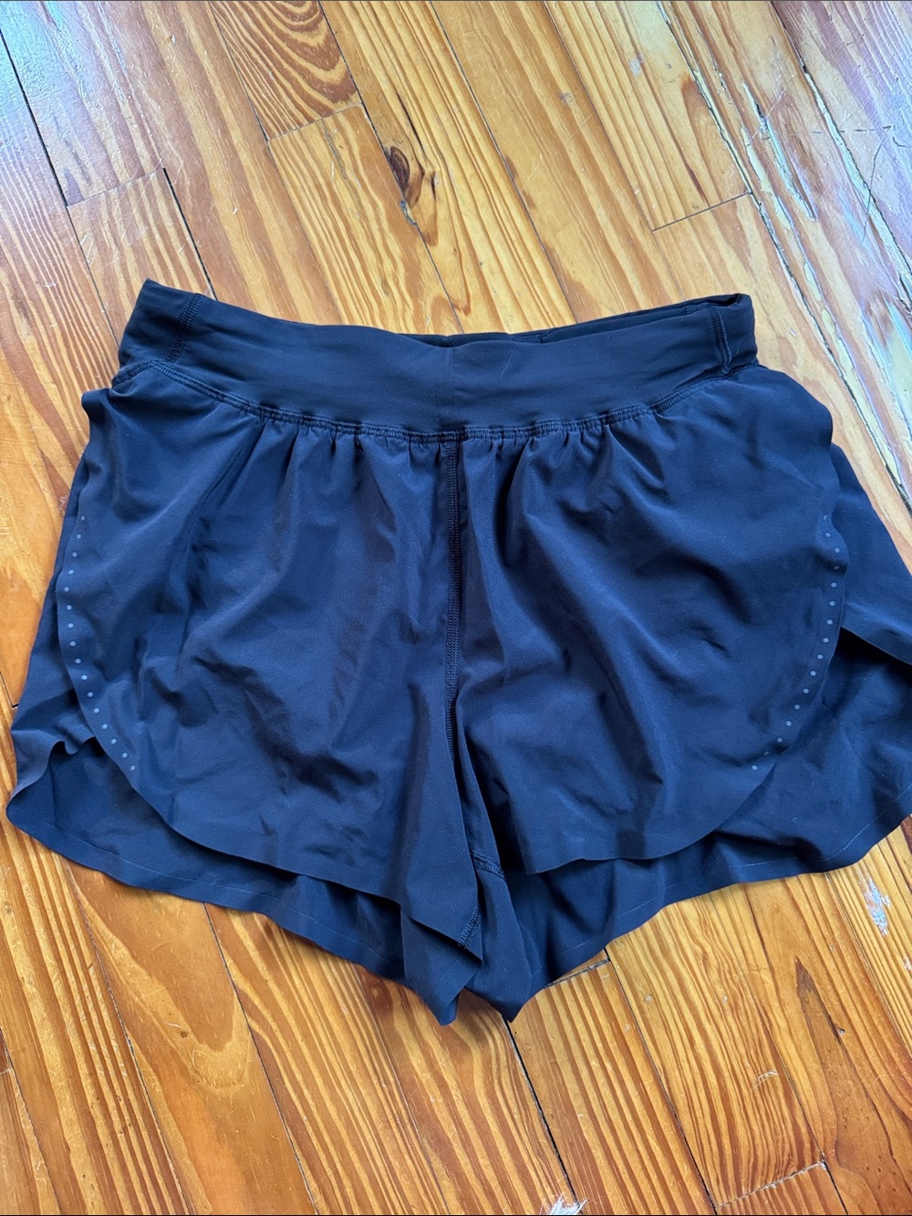Lululemon High Rise Fast and Free Split Shorts 3” Black size Small